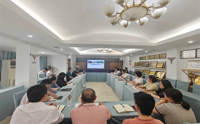 数改智转一小步，，，，，，，，跑出办公提效加速度——数科公司与测绘公司开展座谈交流