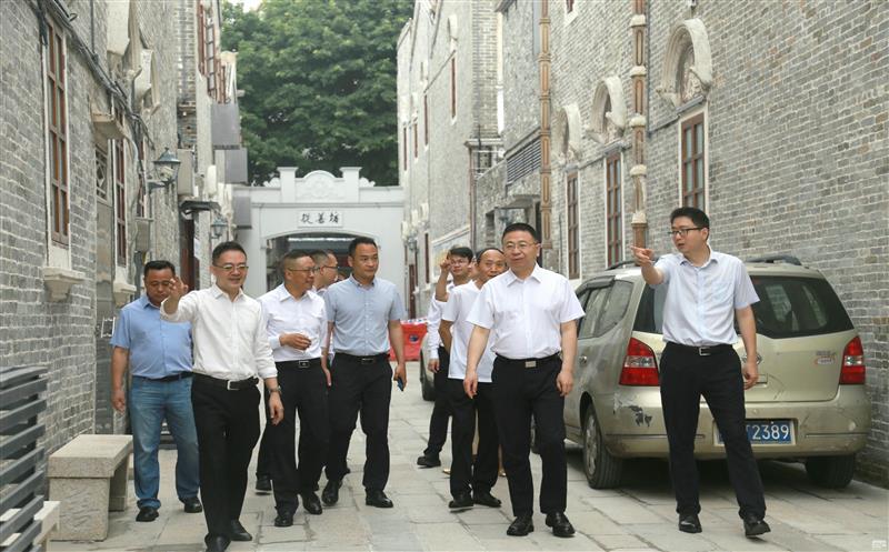 四川菲彩国际集团领导赴中山市石岐街道从善坊老旧小区改造项目调研指导